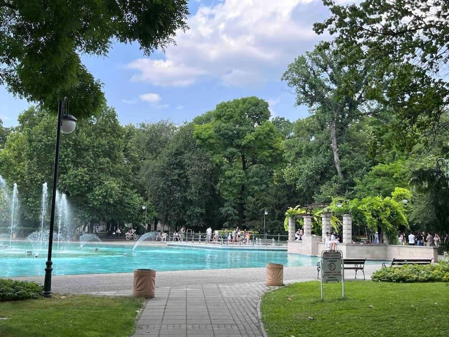 7Mins City Garden And Center+P プロヴディフ エクステリア 写真